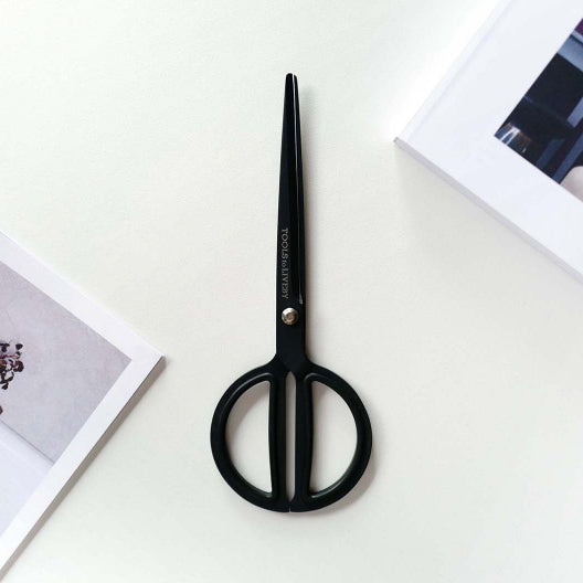 Tools to Liveby Black Scissors 6.5