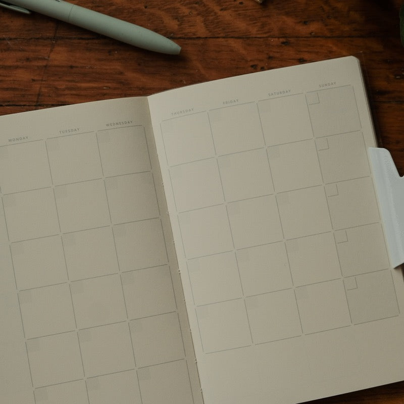 Midori Yuru Log B6 Notebook - Free Diary Monthly - 12 Months