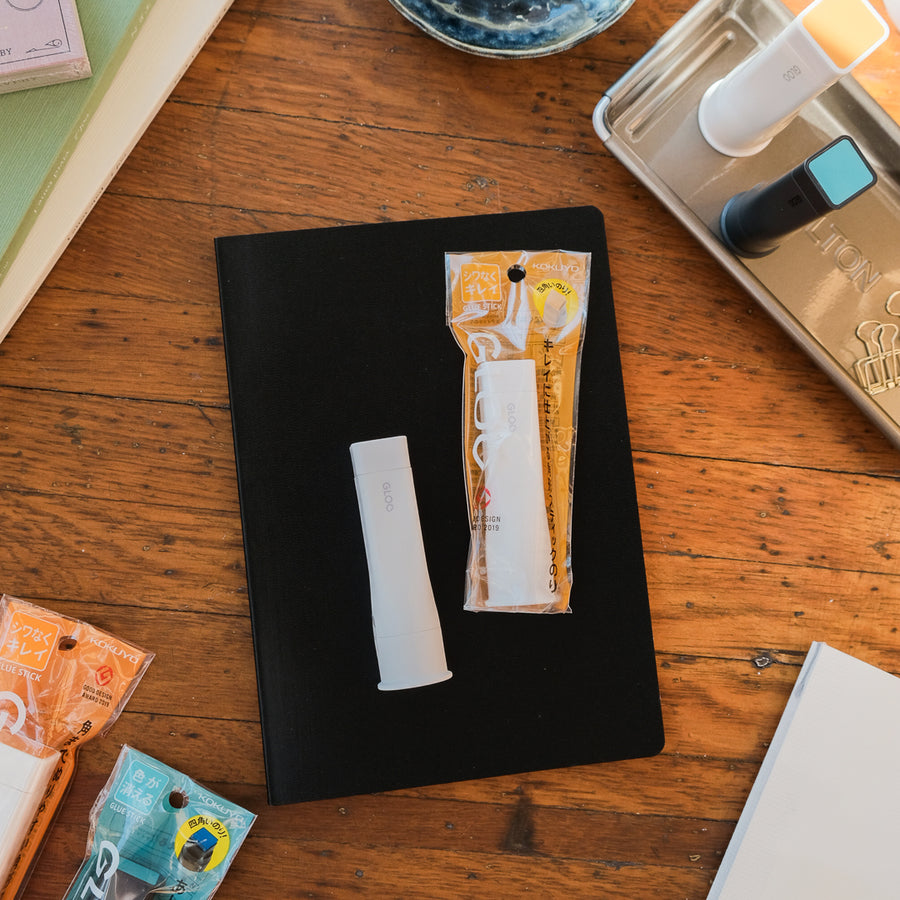 Kokuyo Gloo Glue Stick - Wrinkle Free (Orange)