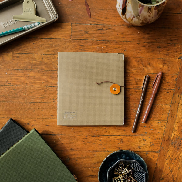 Kleid String Tie Note 02 Notebook 2mm Grid - Camel - Paper Plus Cloth