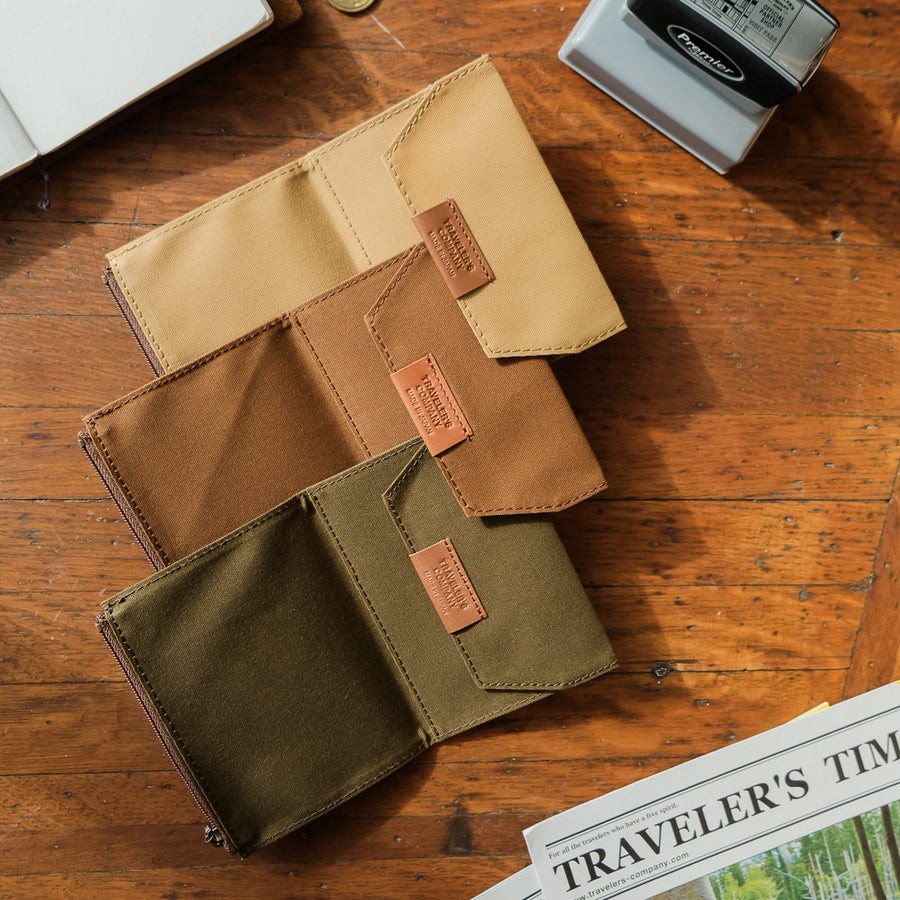 TRAVELER'S Factory Cotton Zipper Case - Beige (Passport)