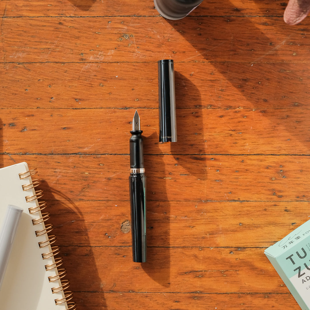 Sailor TUZU Adjust Fountain Pen - Black