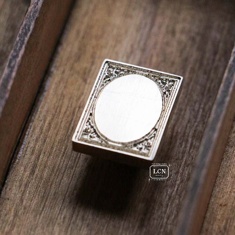 PRE ORDER: LCN Wax Seal - Antique Photo Frame 1