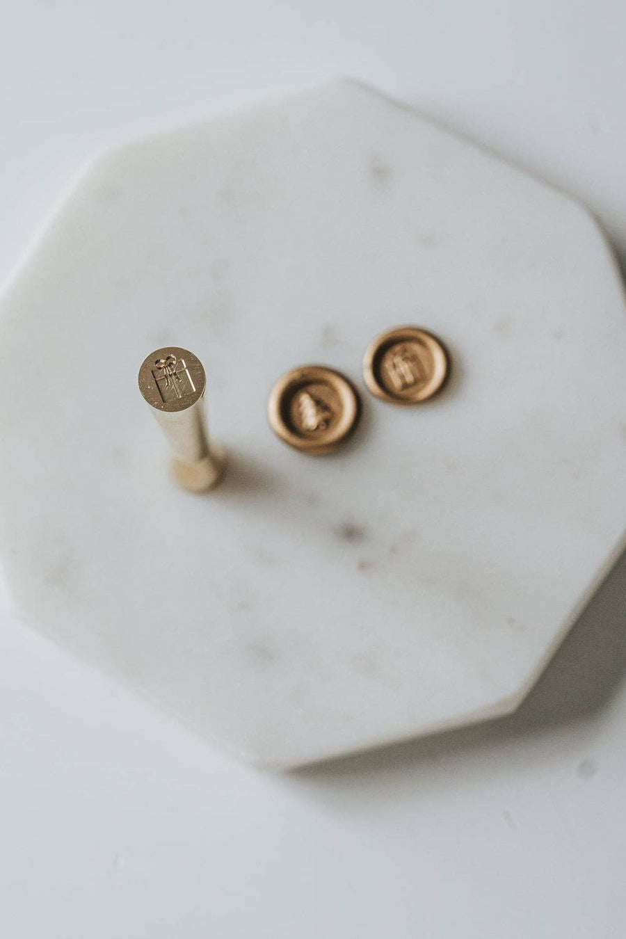 Written Word Calligraphy - Holiday Collection Tree and Gift Mini Wax Seal