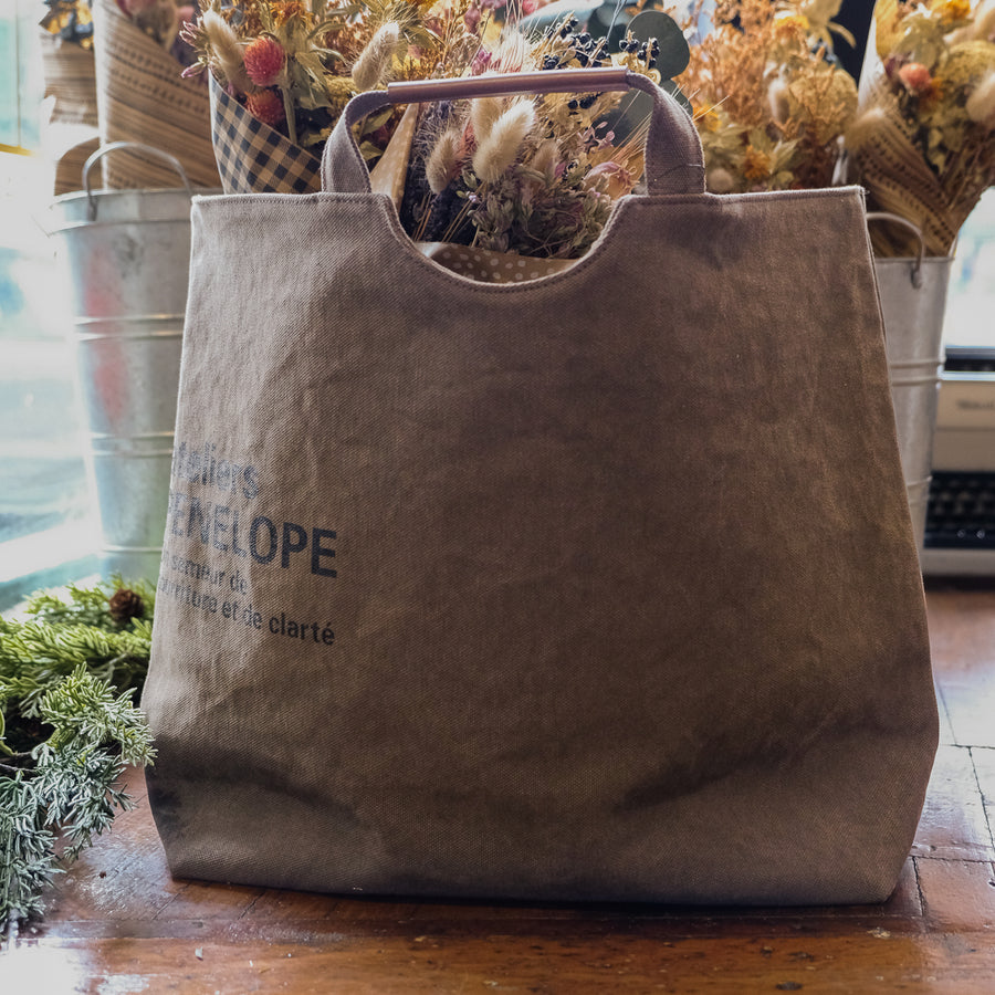 ateliers PENELOPE - AP Hole Tote (L) - Olive