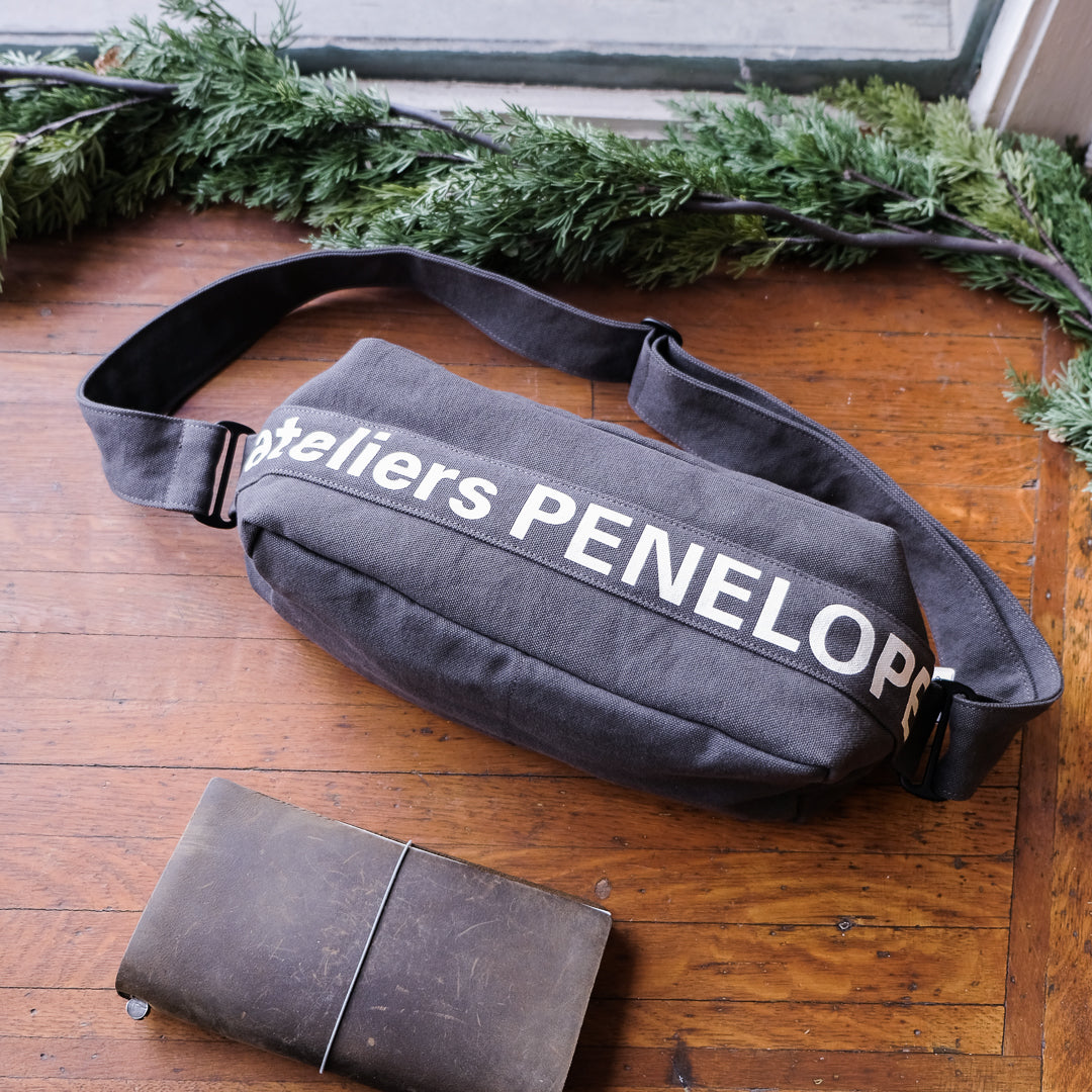 ateliers PENELOPE - #8 Pan - Charcoal