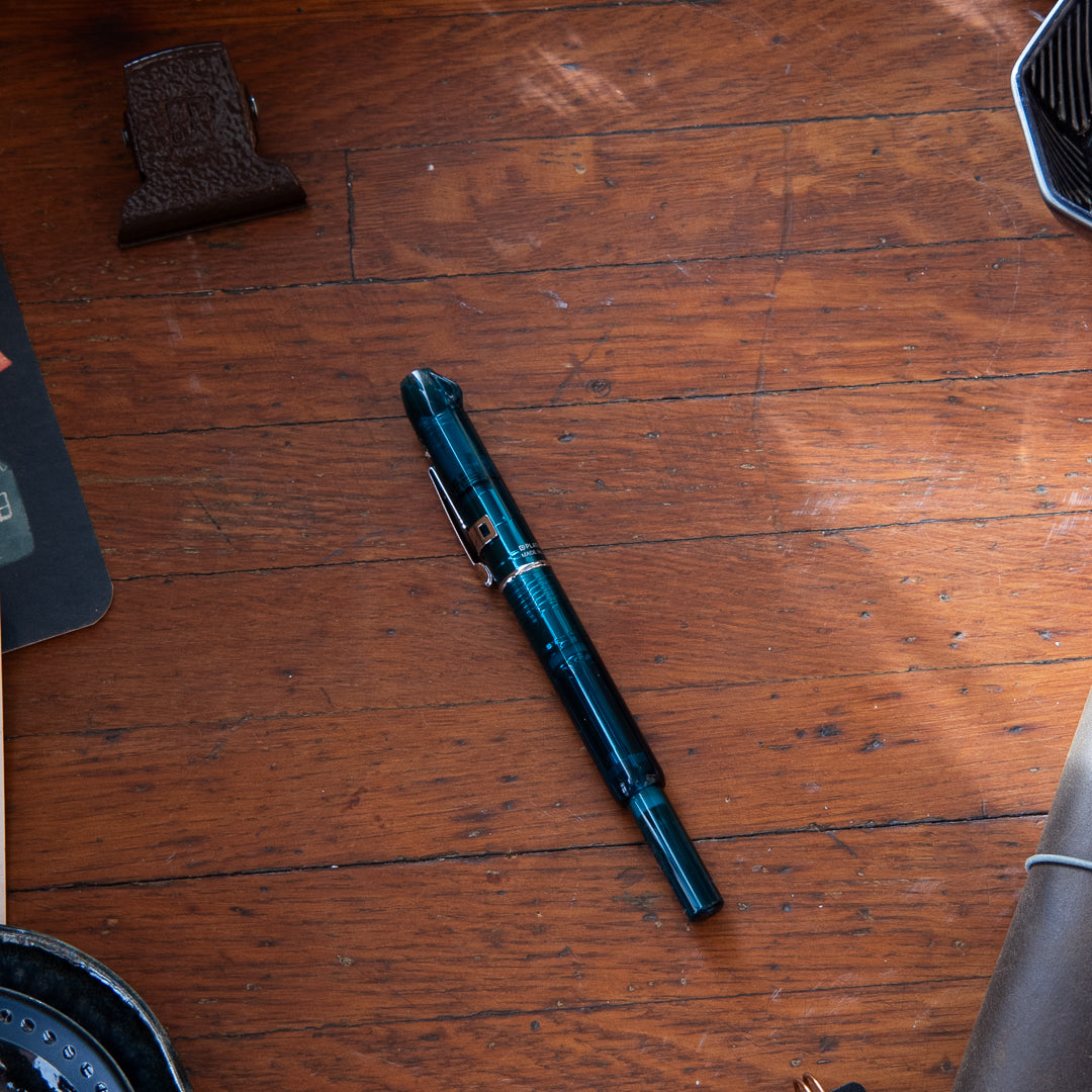 Platinum Curidas Fountain Pen - Urban Green