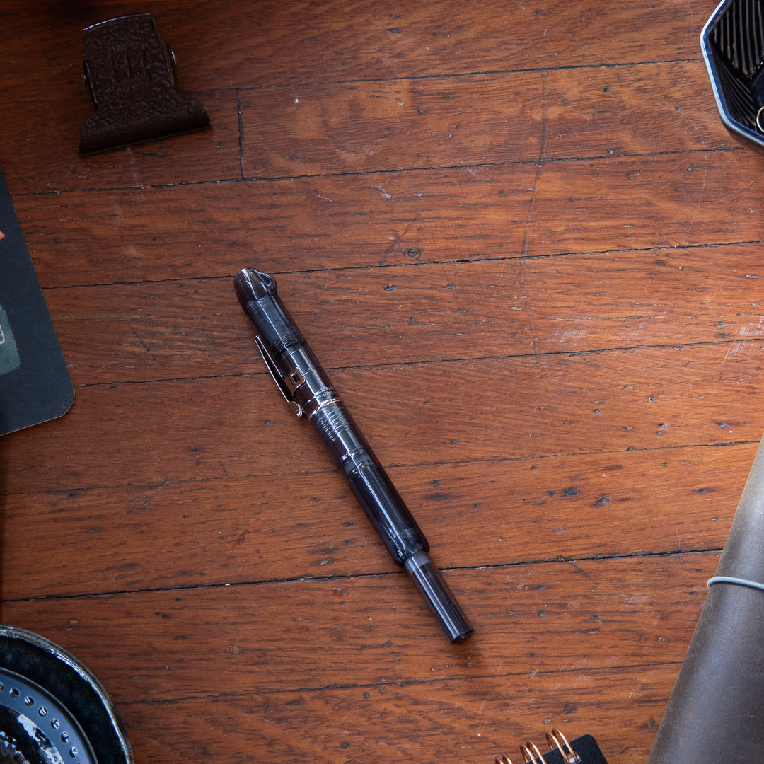 Platinum Curidas Fountain Pen - Graphite Smoke