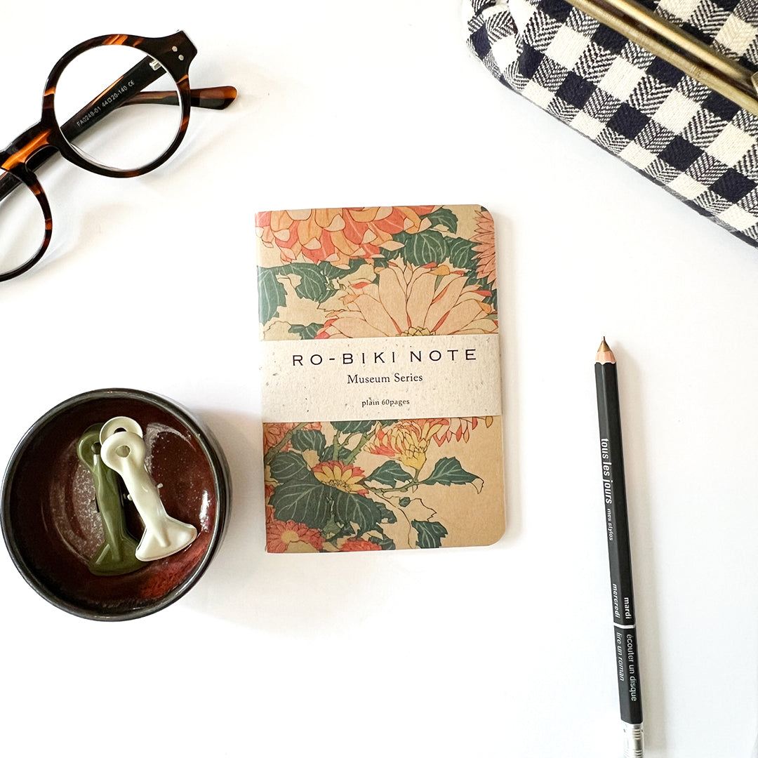 Ro-Biki Note - Museum Series Notebook - Chrysanthemum