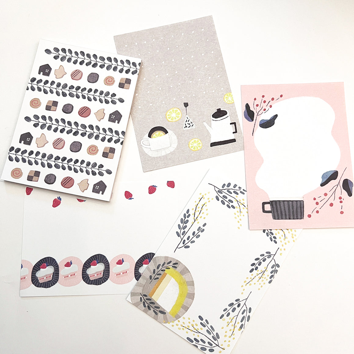Papier Platz x Emi Nakano Memo Pad - Relaxing Snack Time