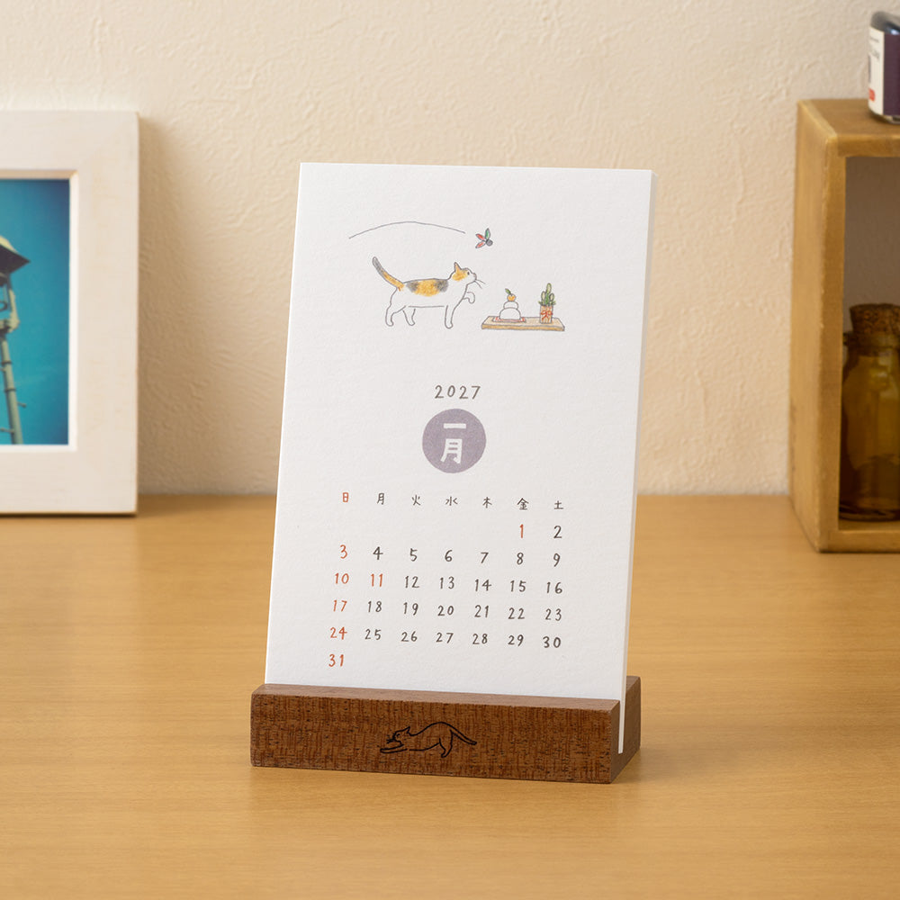 PRE ORDER Midori 2027 Stand Up Calendar - Cat