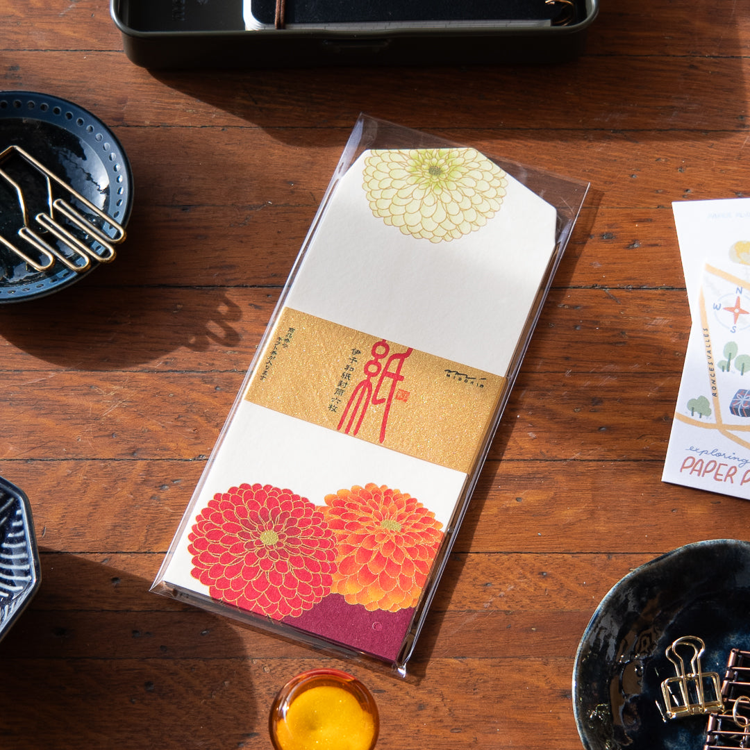 Midori Envelope - 184 Silk-Printing Pompon Chrysanthemum S2