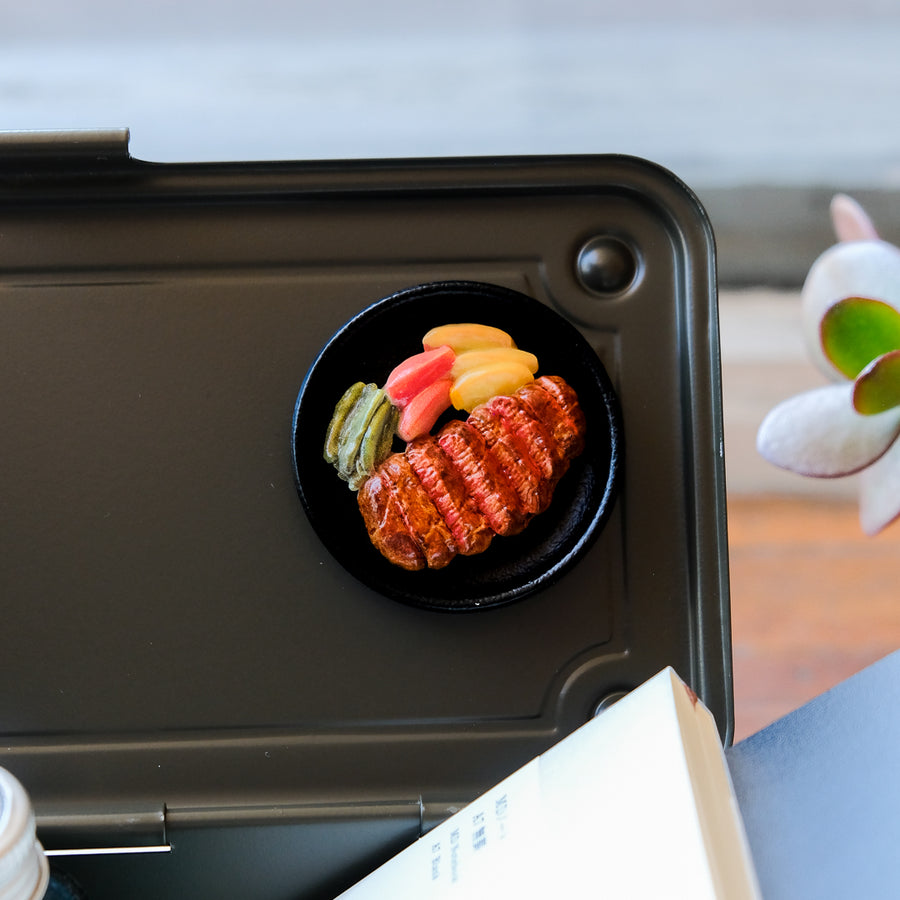 Midori Miniature Magnet 1pc - Steak
