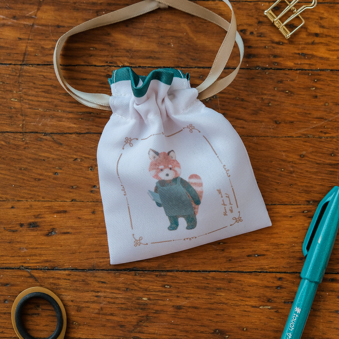 RESSA PANDA BOOKS - Animal Drawstring Pouch - Red Panda