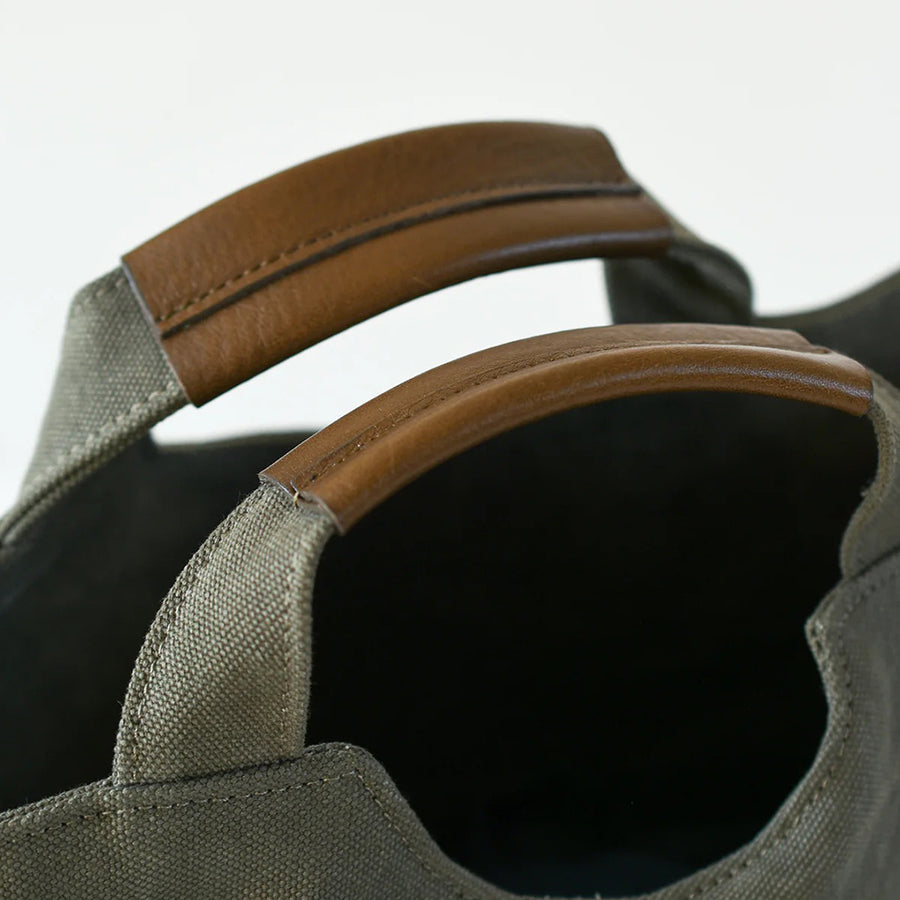 ateliers PENELOPE - AP Hole Tote (S) - Olive