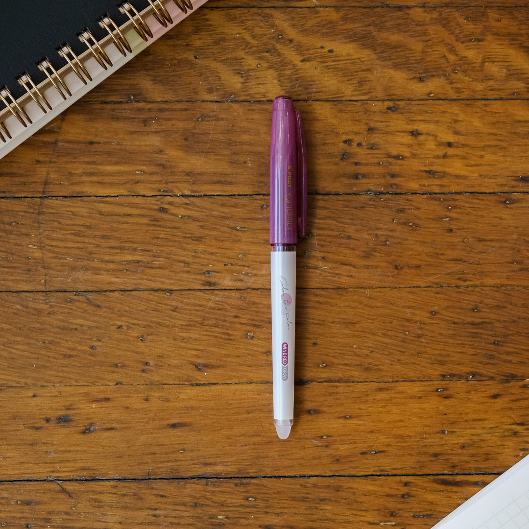 Pilot Ilmily "Color two Color" Gel Pen - Wine Red-Gray