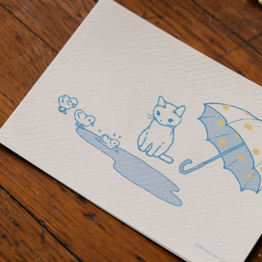 Pottering Cat - Seasonal Postcards - KC-07 Polka Dot Umbrella