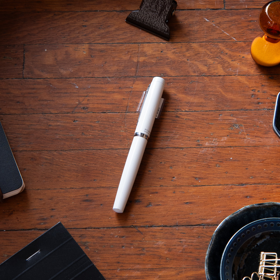 Platinum Procyon Fountain Pen - Porcelain White