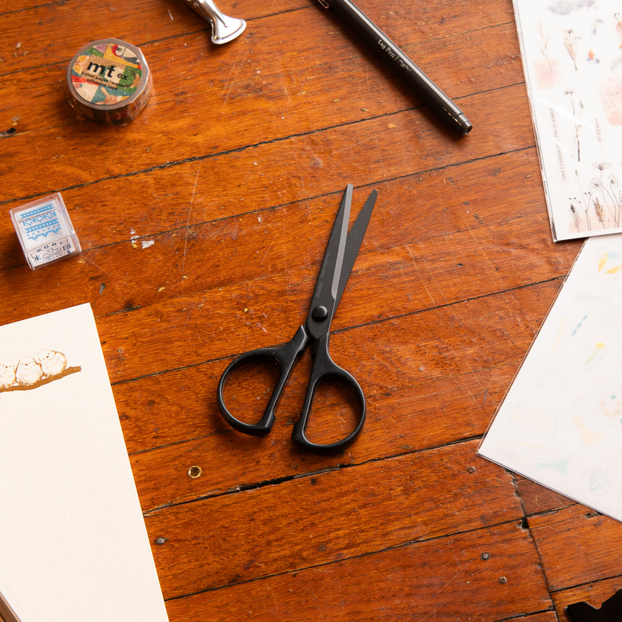 Flourine-Coated Scissors - Black