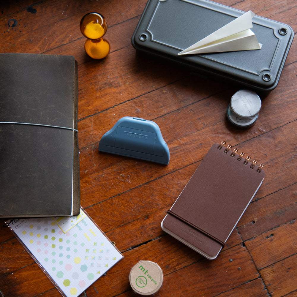 Terasuno Clip With Reading Light - Blue