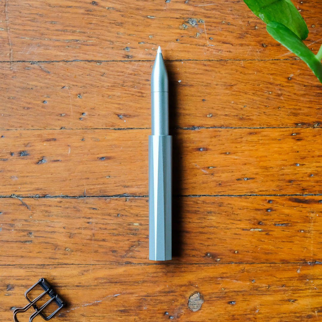 Tom's Studio - The Wren - Refillable Writing Pen: Sage