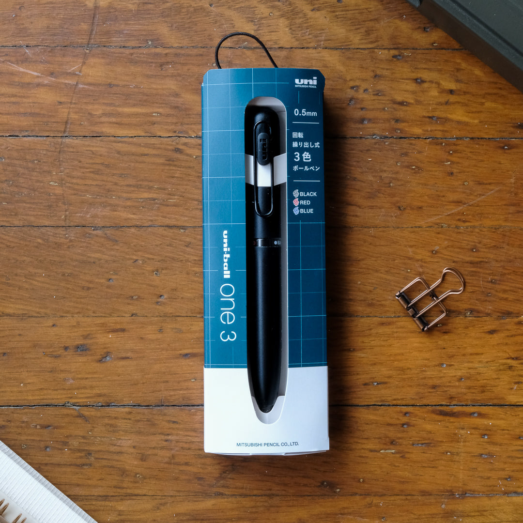 Uni-ball One 3 Gift - 0.5mm - Record Black