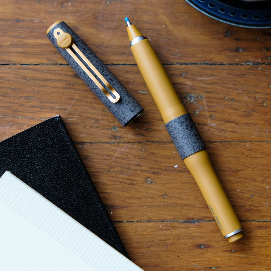 Uni-ball Zento Signature 0.5mm - Stone Brass