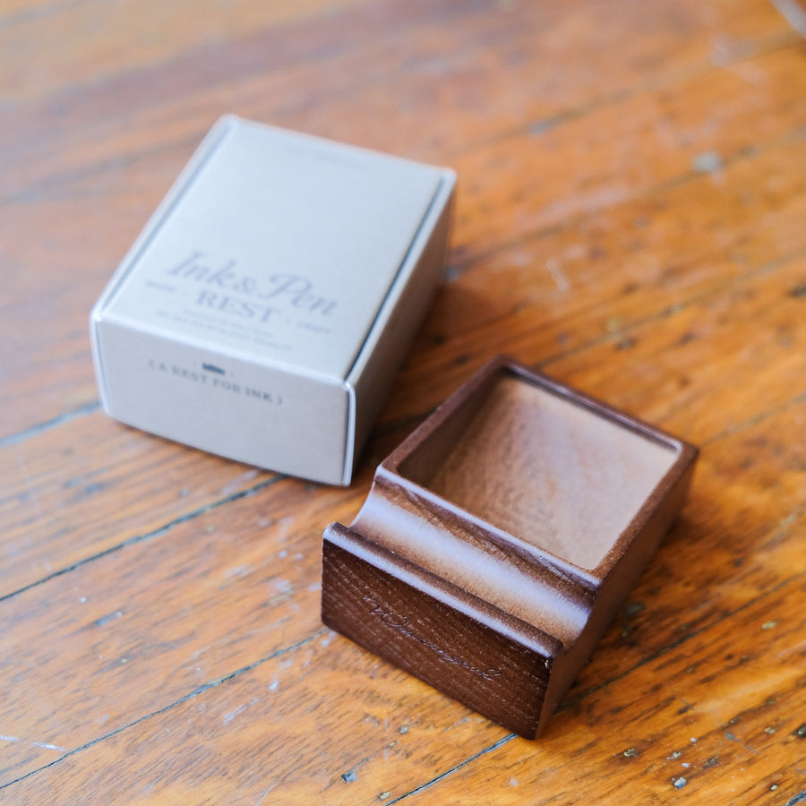 Wearingeul Ink & Pen Rest