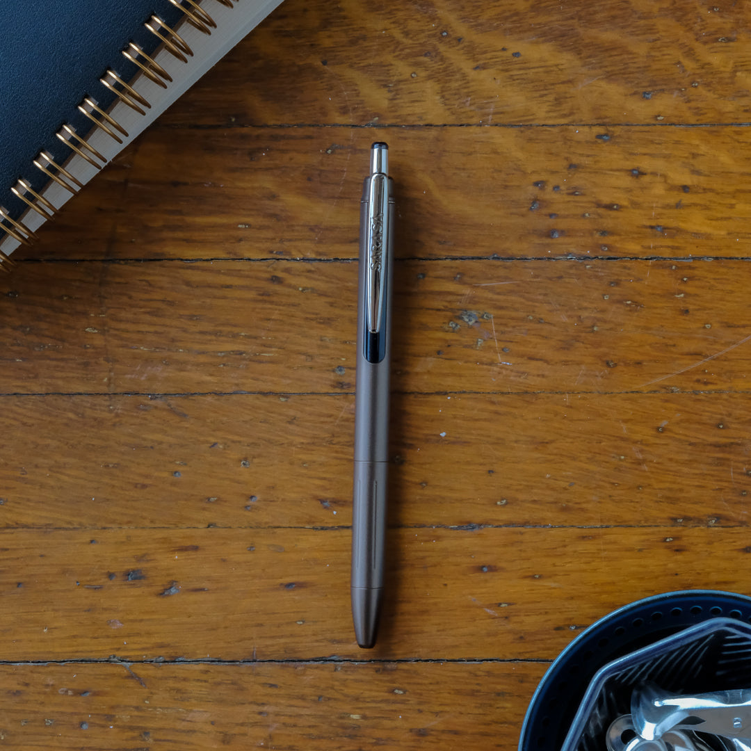 Zebra Sarasa 0.5 Grand Brass Pen - Ash Brown - P-JJ57-AE