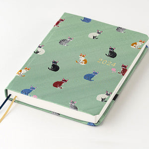 IN STOCK: 2024 Hobonichi A6 HON - Bow & Tie: Cats & Me JPN
