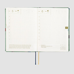 IN STOCK: 2024 Hobonichi A6 HON - Bow & Tie: Cats & Me JPN