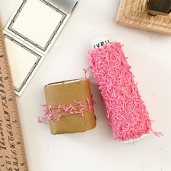 Avril Yarn Minicone Cork Chennile H-9093 32 China Pink